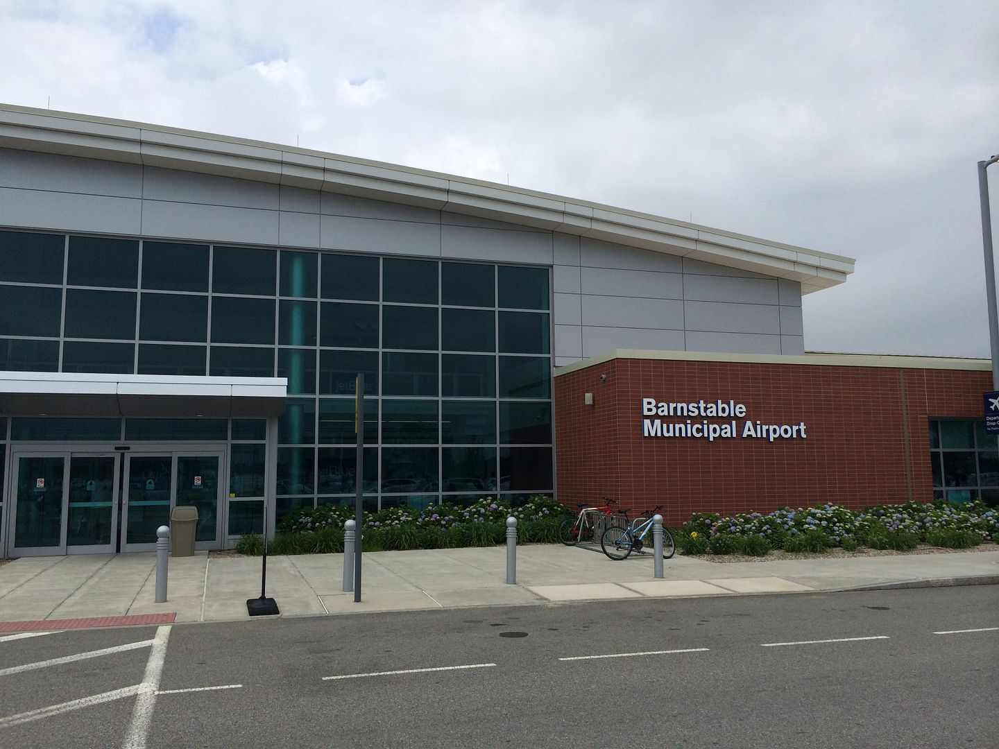 JetBlue Inaugural to Hyannis/Barnstable Municipal Airport FlyerTalk